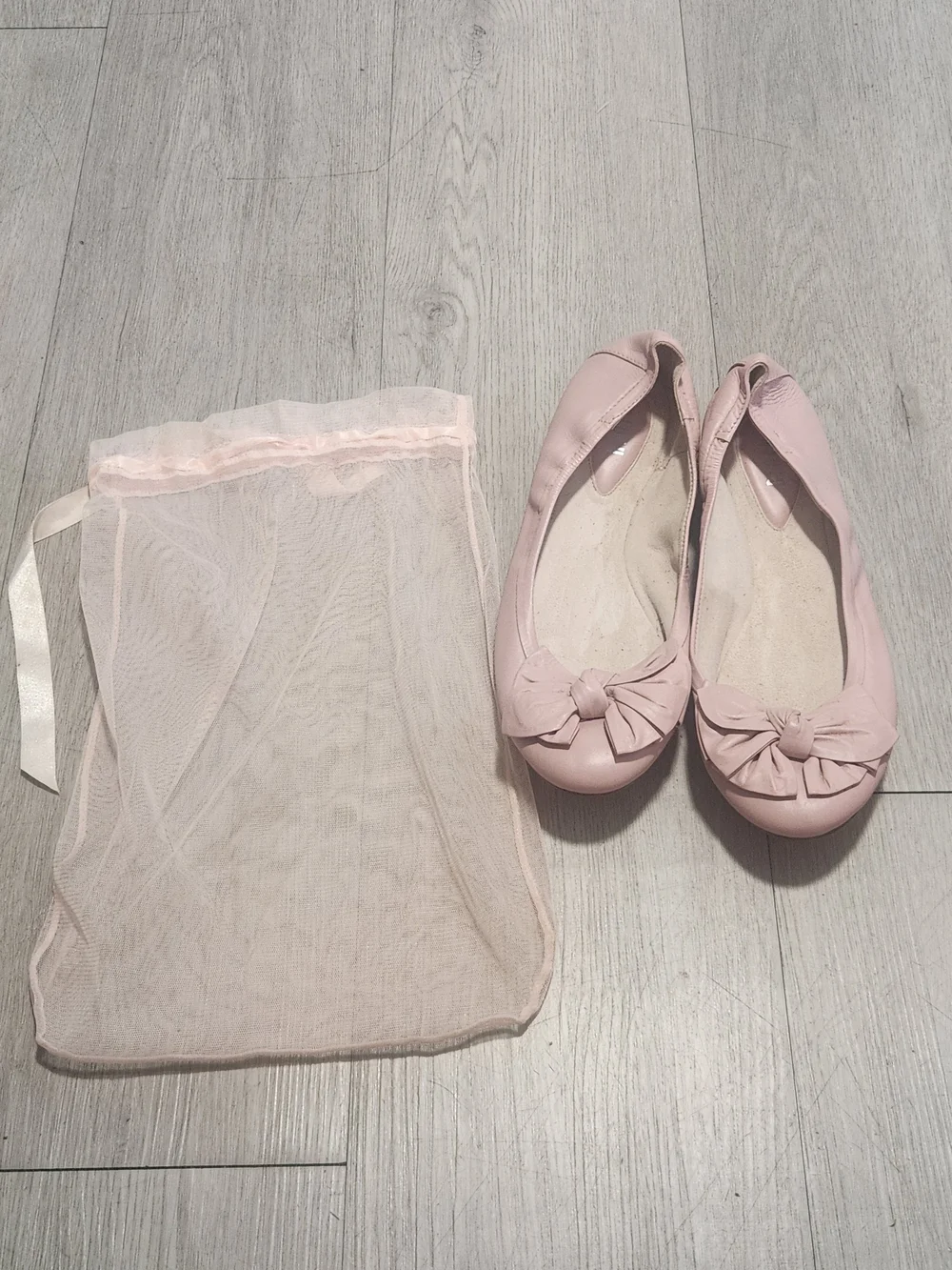 NEW BLOCH Pink Leather Bow Ballet Flats 9.5